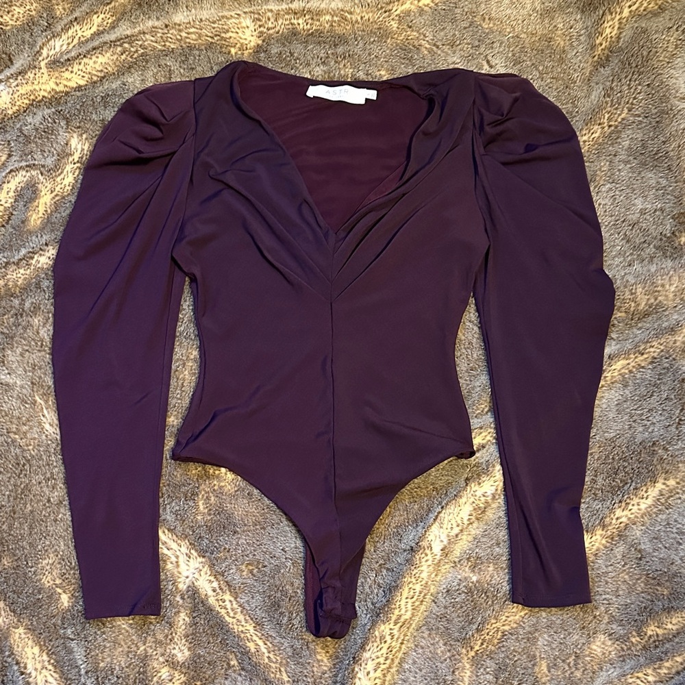 ASTR the Label Purple Puff Sleeve Bodysuit S
